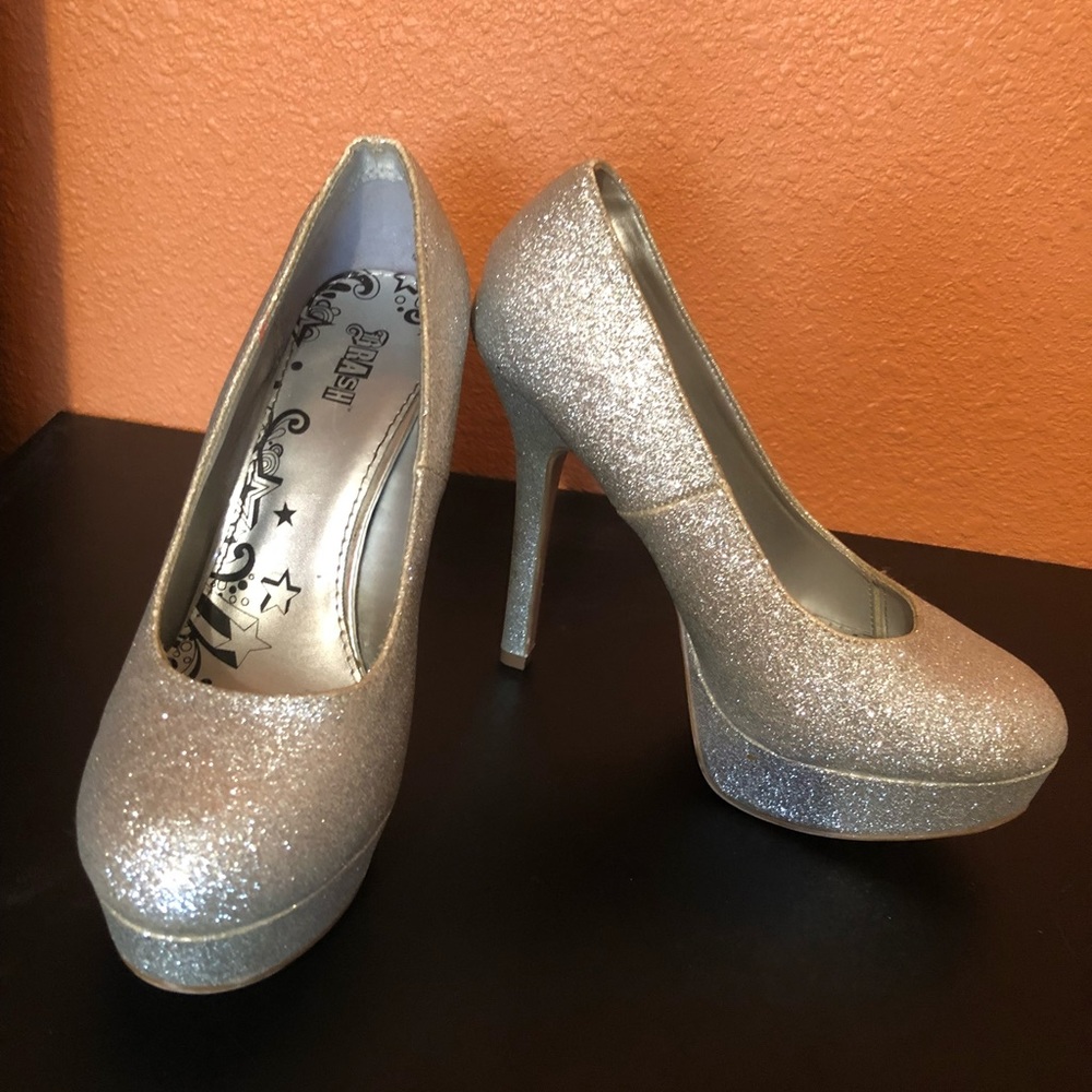 Brash Silver Glitter High Heels